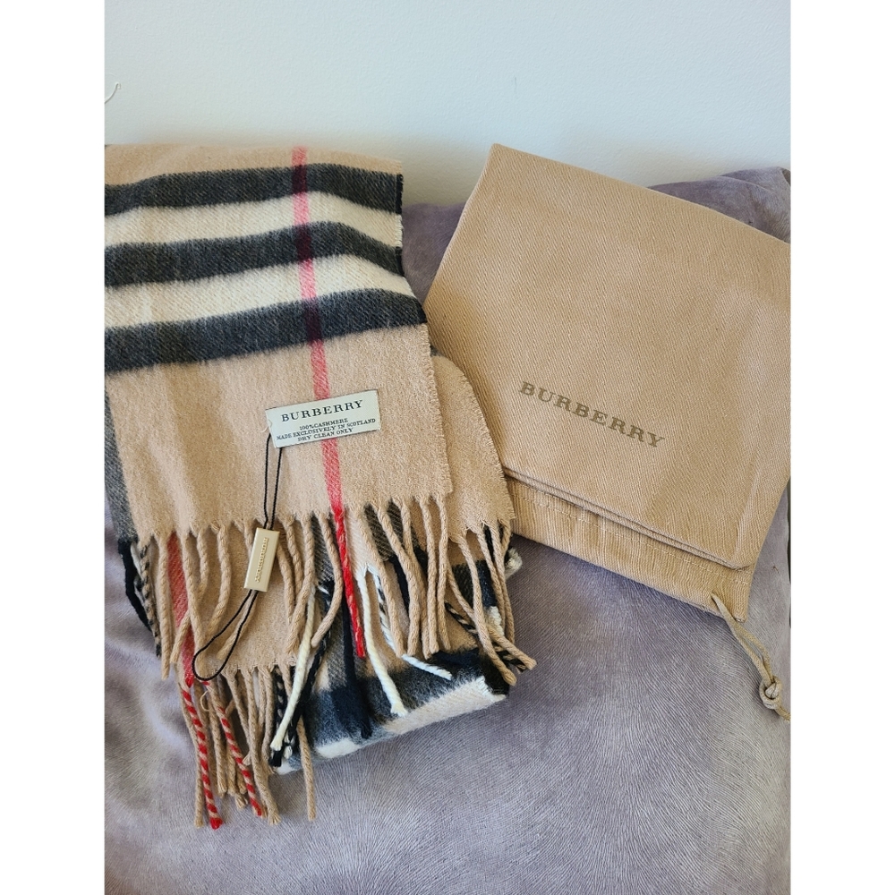 Burberry Classic Check Cashmere Scarf